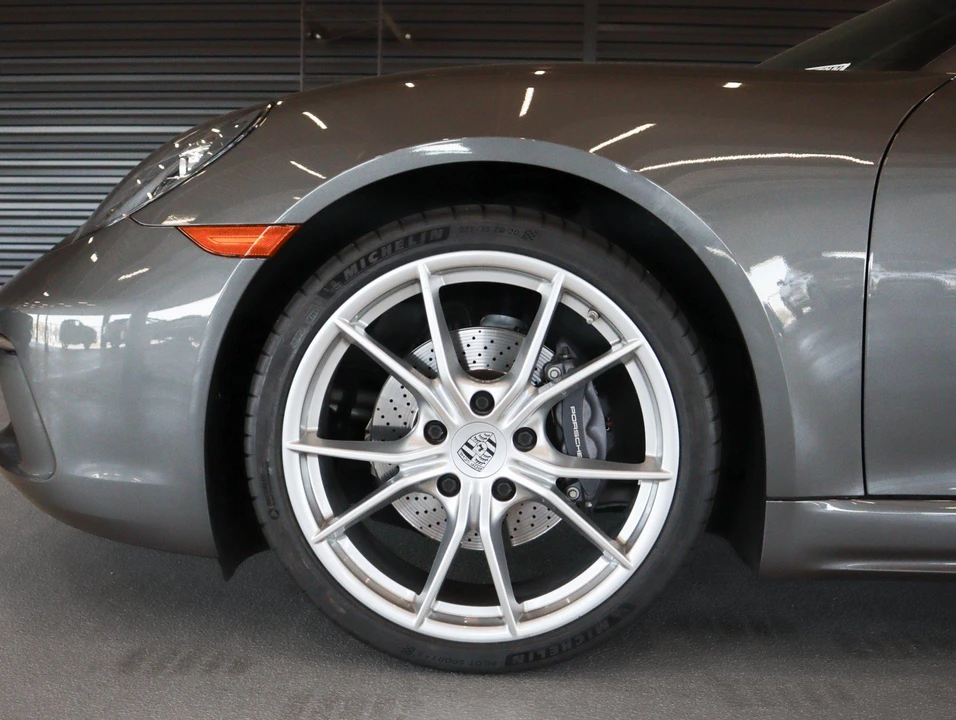 2018 Porsche 718 Cayman - Image 12 of 29