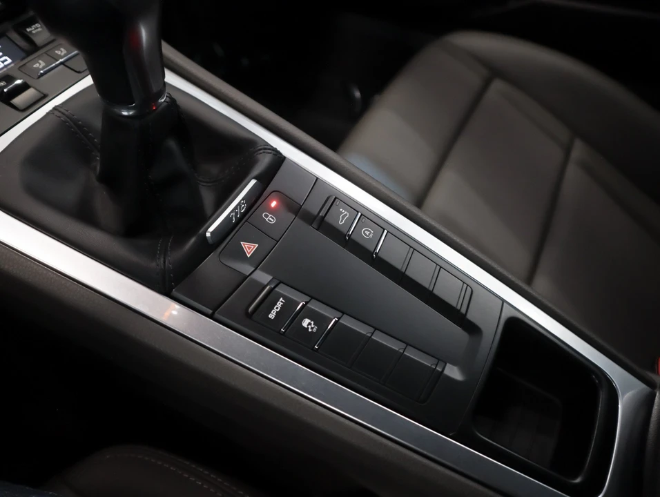 2018 Porsche 718 Cayman - Image 19 of 29