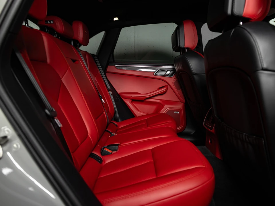 2020 Porsche Macan GTS - Image 24 of 31