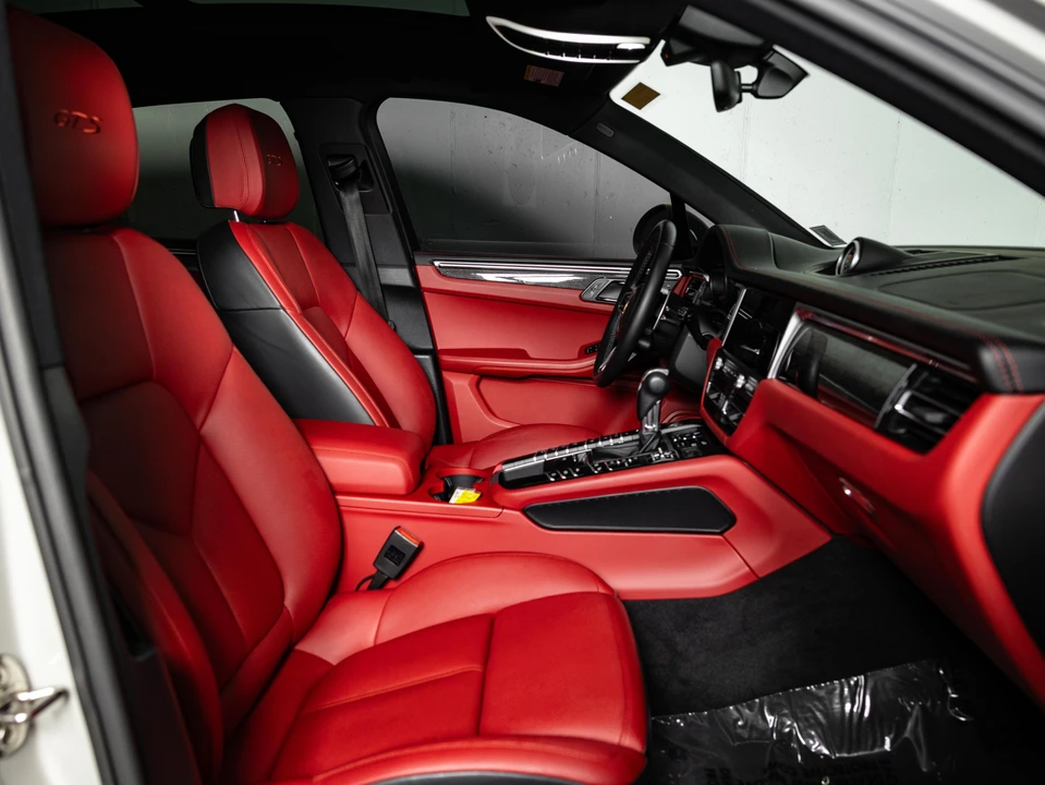 2020 Porsche Macan GTS - Image 18 of 31