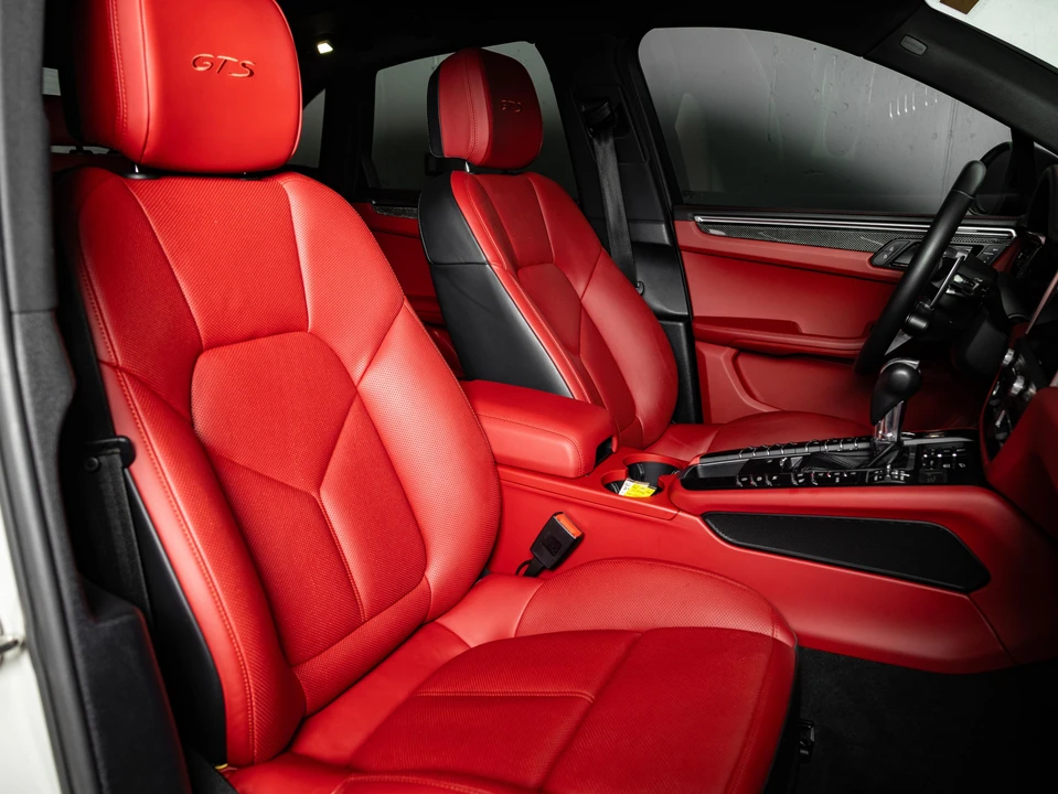 2020 Porsche Macan GTS - Image 17 of 31