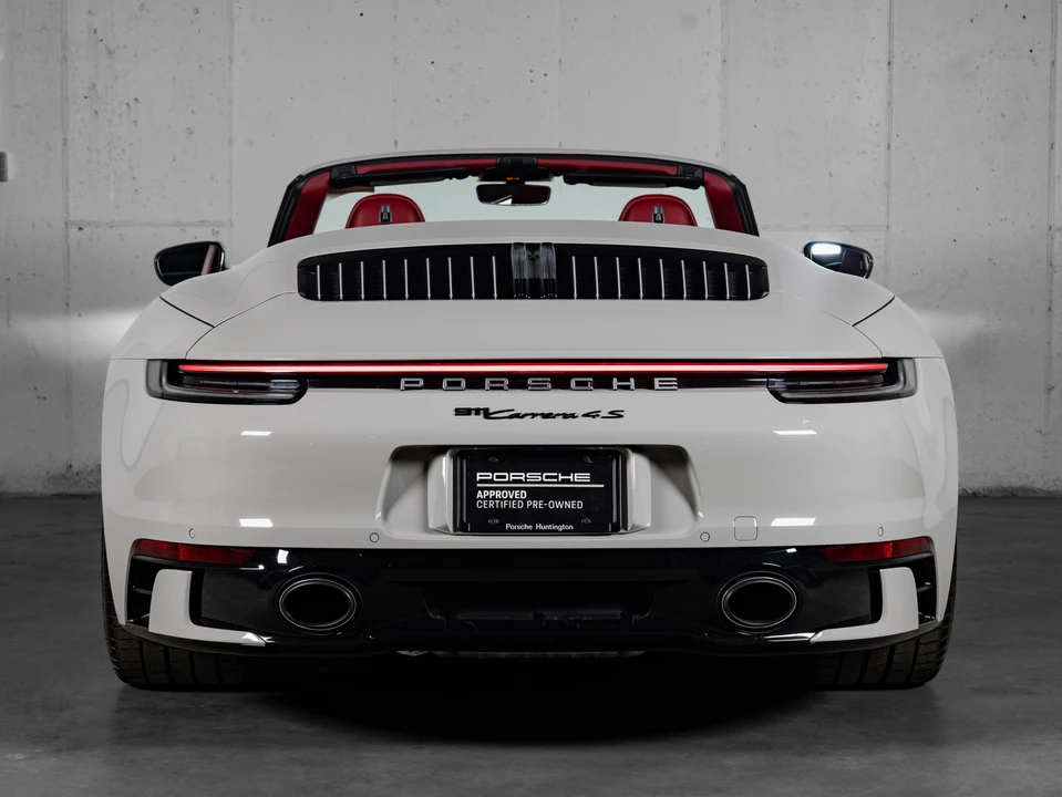 2022 Porsche 992 Carrera 4S - Image 10 of 31