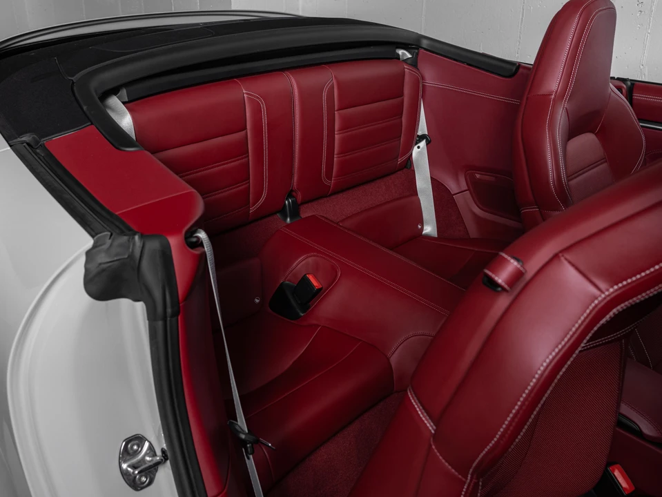 2022 Porsche 992 Carrera 4S - Image 23 of 31