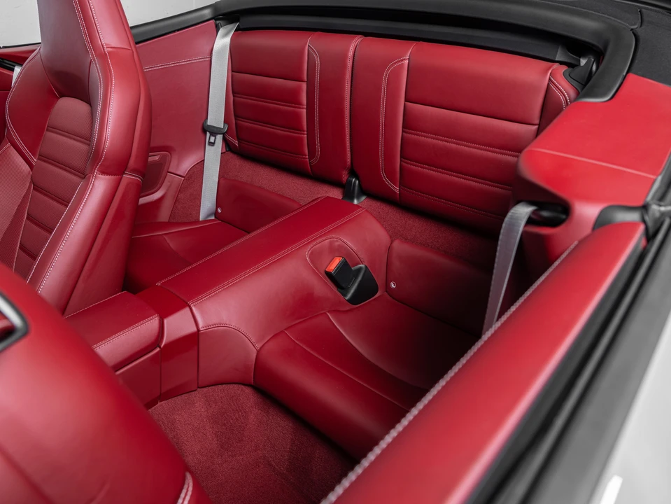 2022 Porsche 992 Carrera 4S - Image 22 of 31