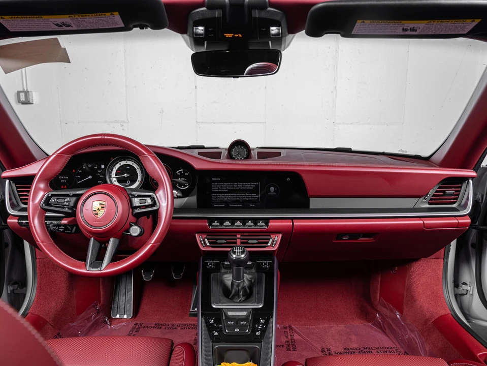 2022 Porsche 992 Carrera 4S - Image 24 of 31