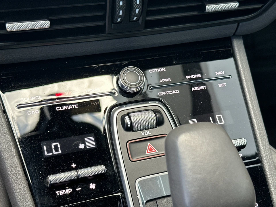 2022 Porsche 9Y0/9Y3 Cayenne S - Image 18 of 29