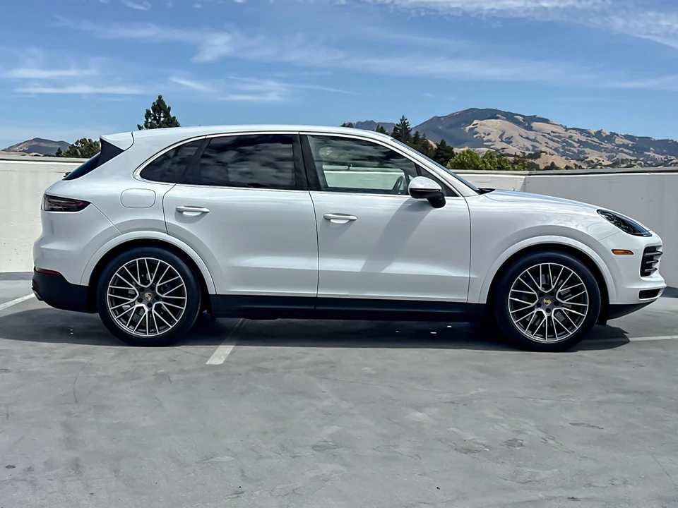 2022 Porsche 9Y0/9Y3 Cayenne S - Image 10 of 29