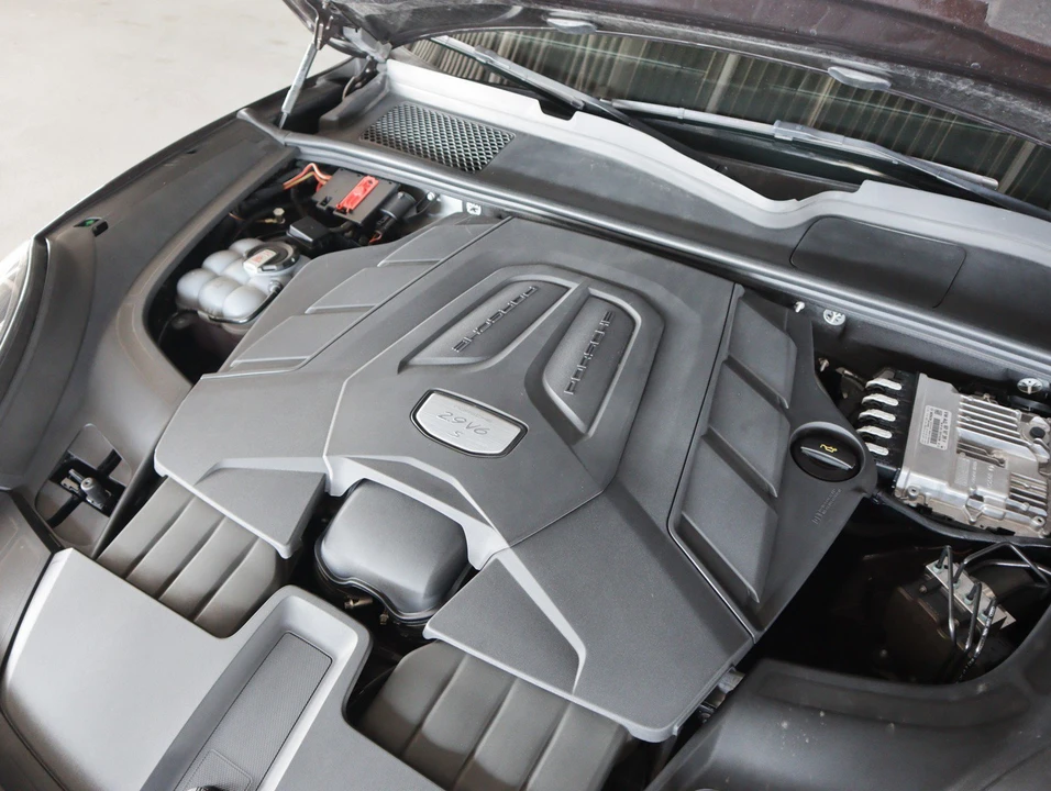 2023 Porsche 9Y0/9Y3 Cayenne S - Image 19 of 29