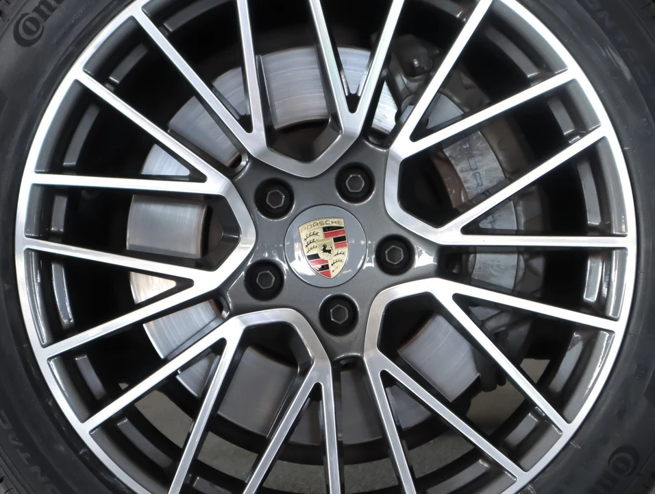 2023 Porsche 9Y0/9Y3 Cayenne S - Image 28 of 29
