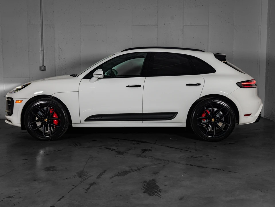 2023 Porsche Macan GTS - Image 2 of 31
