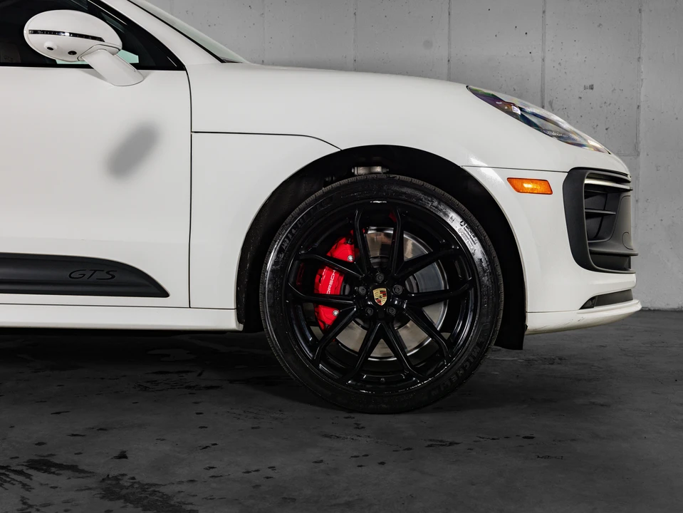 2023 Porsche Macan GTS - Image 13 of 31