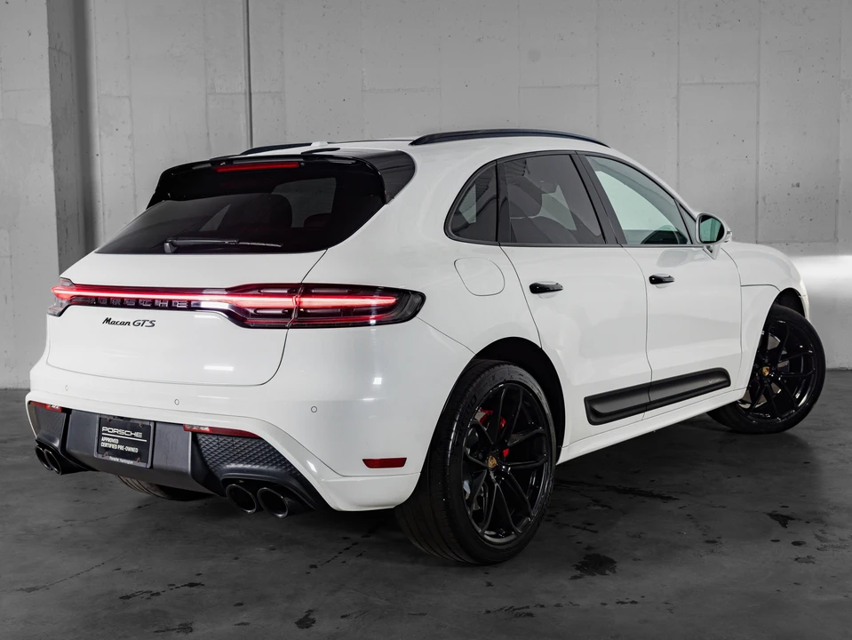 2023 Porsche Macan GTS - Image 8 of 31