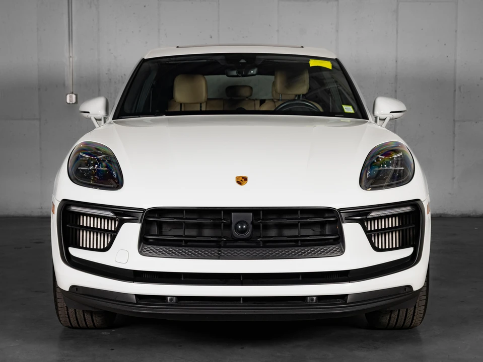 2023 Porsche Macan S - Image 11 of 31