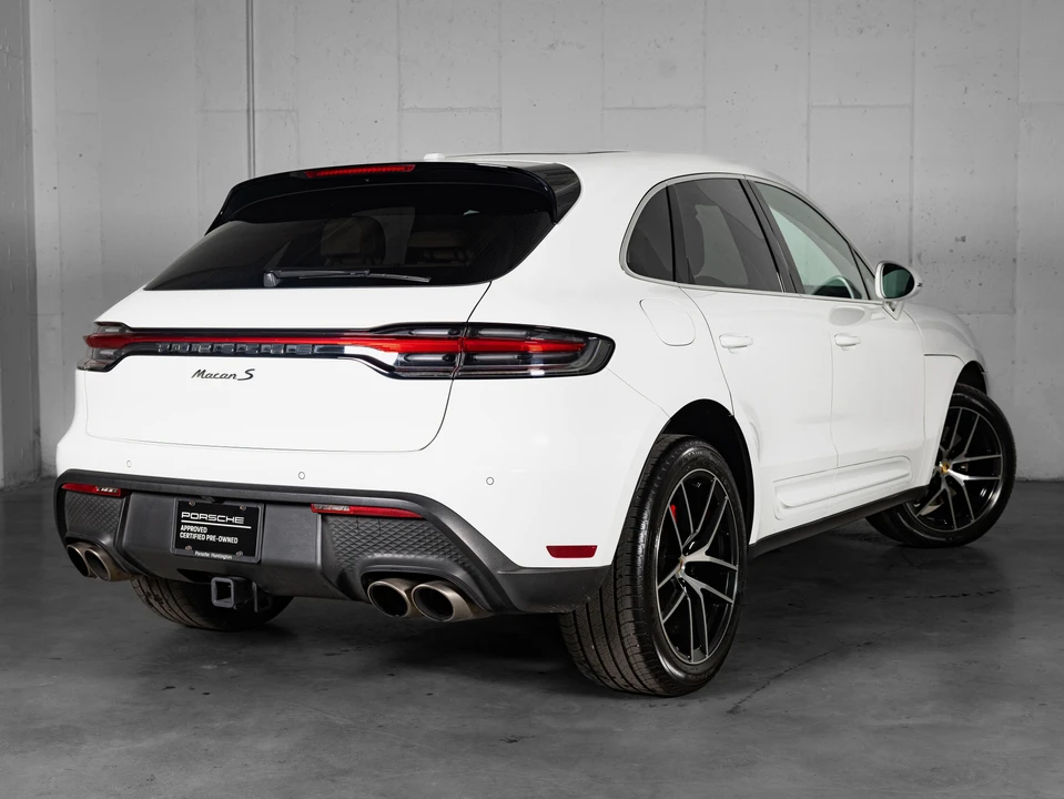 2023 Porsche Macan S - Image 8 of 31