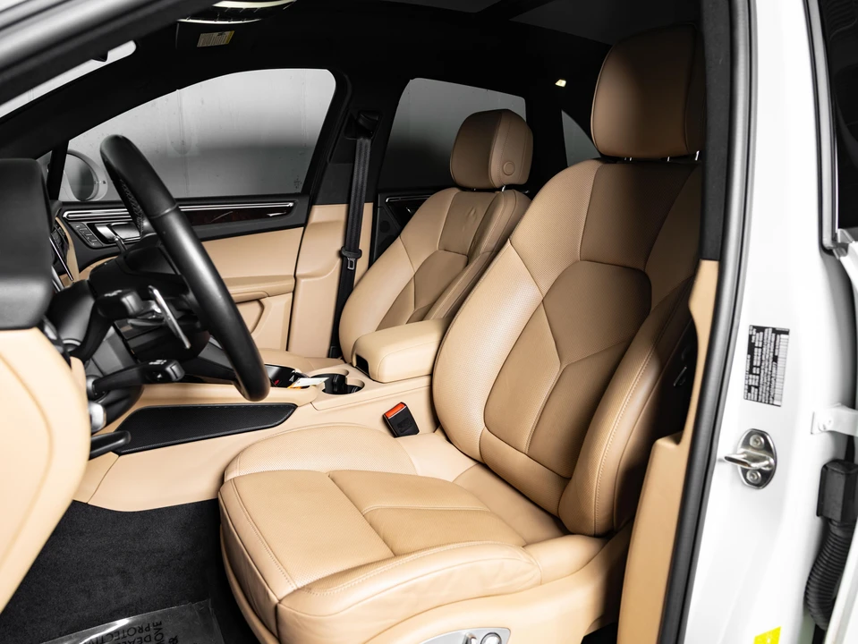 2023 Porsche Macan S - Image 6 of 31