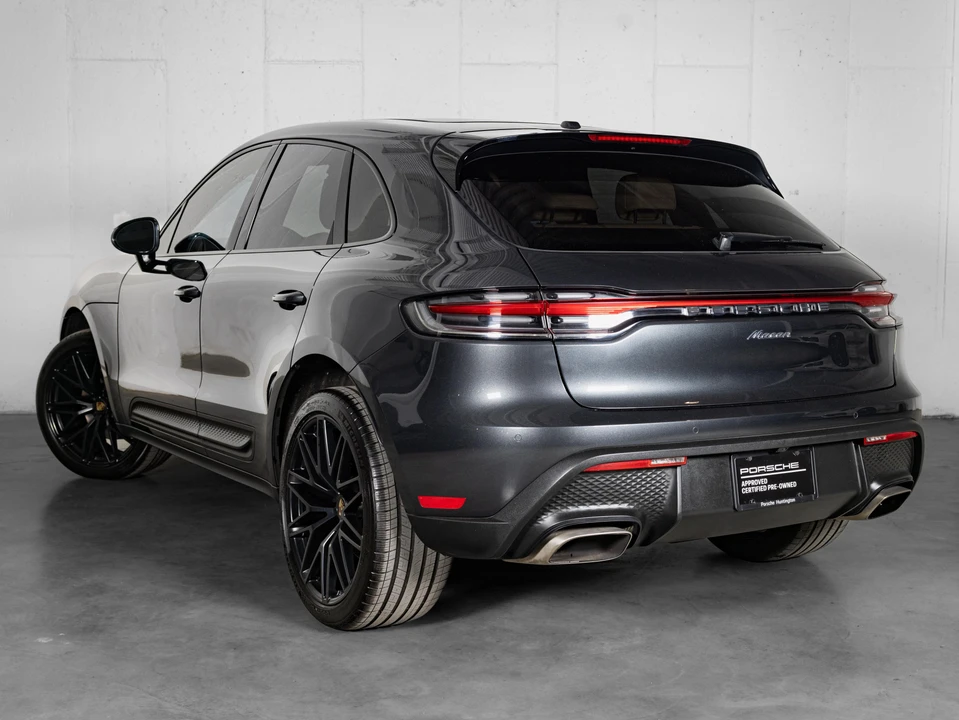 2023 Porsche Macan - Image 3 of 30