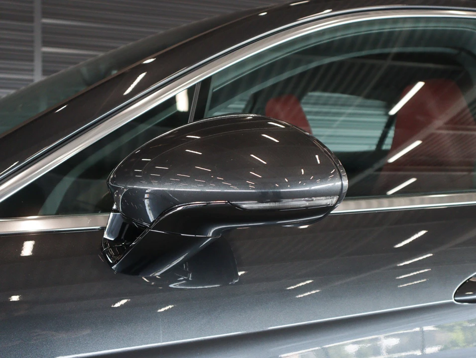 2023 Porsche Panamera - Image 29 of 30