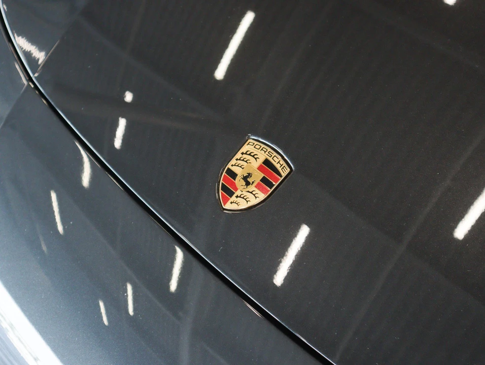 2023 Porsche Panamera - Image 28 of 30