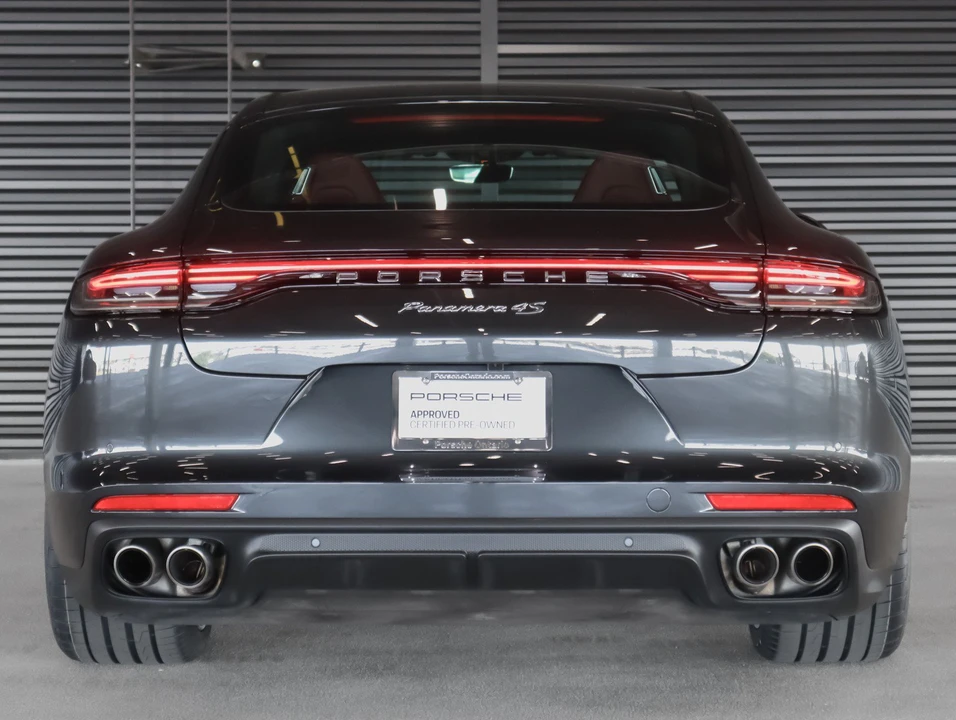 2023 Porsche Panamera - Image 10 of 30
