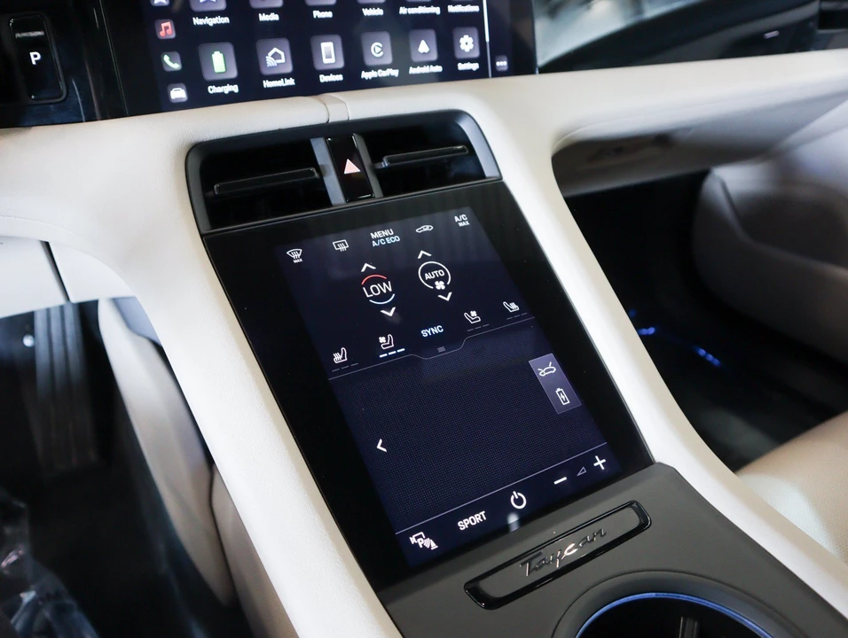 2023 Porsche Taycan - Image 22 of 28