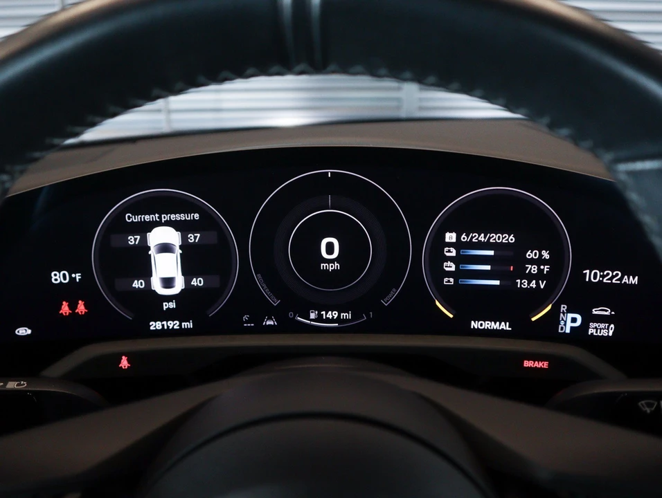 2023 Porsche Taycan - Image 16 of 30