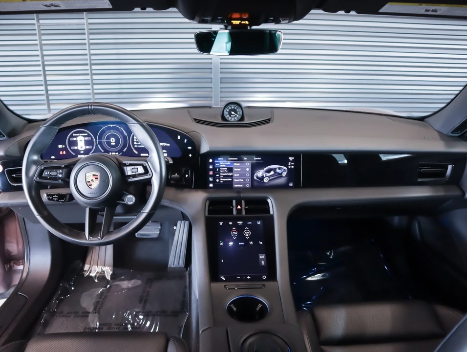 2023 Porsche Taycan - Image 14 of 30
