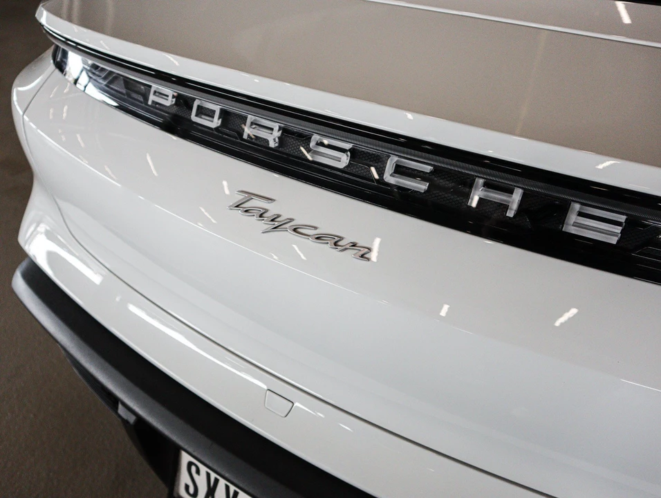 2023 Porsche Taycan - Image 28 of 31