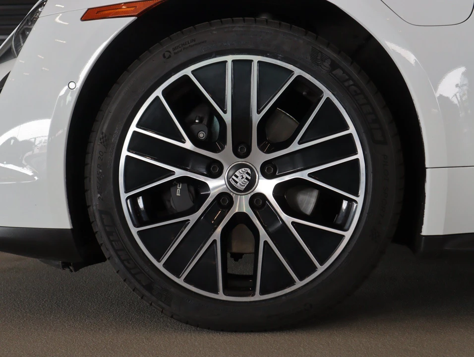 2023 Porsche Taycan - Image 13 of 31