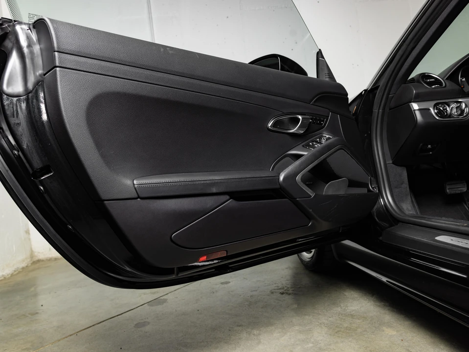 2024 Porsche 718 Cayman - Image 22 of 31