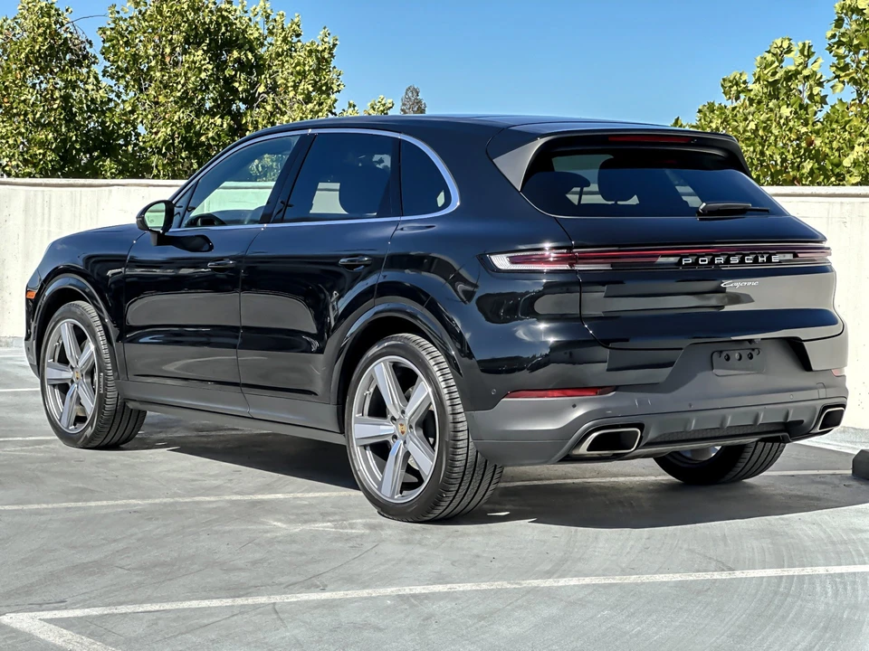 2024 Porsche 9Y0/9Y3 Cayenne - Image 4 of 31