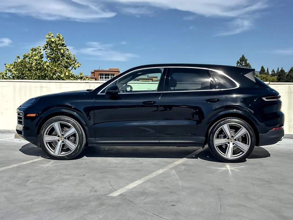 2024 Porsche 9Y0/9Y3 Cayenne - Image 3 of 31