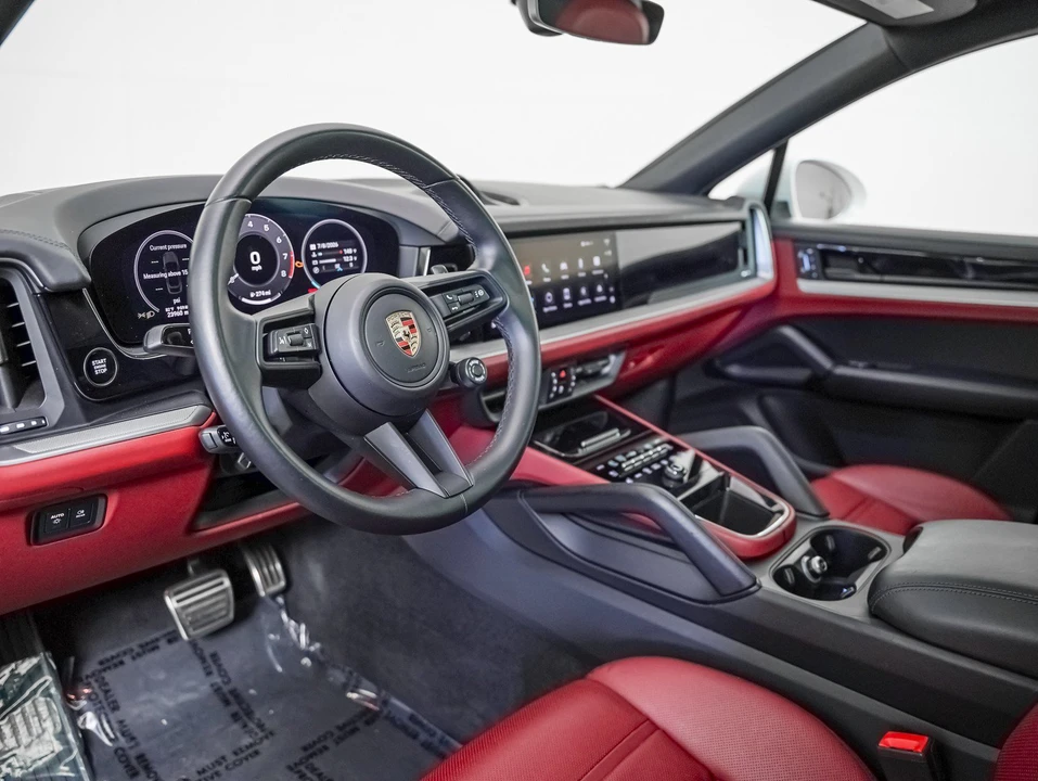 2024 Porsche 9Y0/9Y3 Cayenne Coupe - Image 4 of 29
