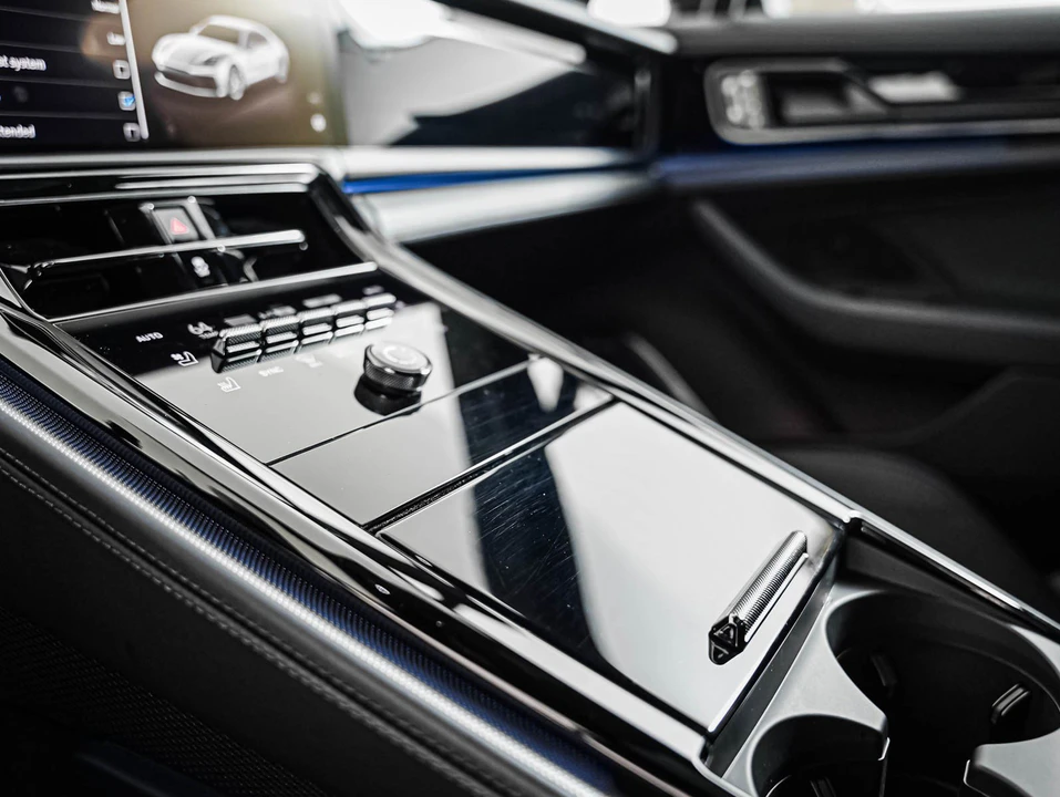 2024 Porsche 976 Panamera - Image 20 of 31