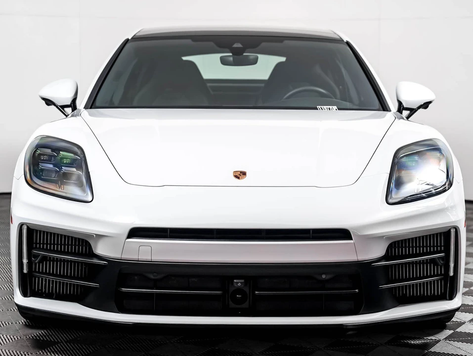 2024 Porsche 976 Panamera - Image 7 of 31