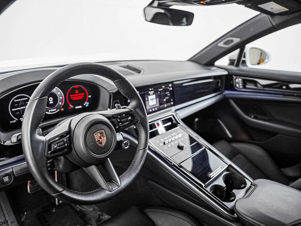 2024 Porsche 976 Panamera - Image 4 of 31