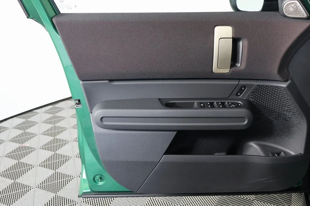 2025 Mini Countryman 3rd Gen - Image 12 of 17