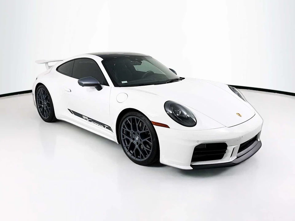2025 Porsche 992 Carrera T - Image 7 of 31
