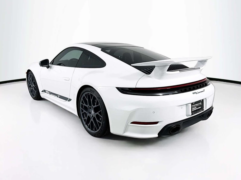 2025 Porsche 992 Carrera T - Image 3 of 31