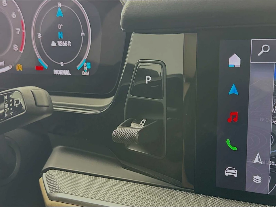 2025 Porsche 9Y0/9Y3 Cayenne - Image 20 of 31