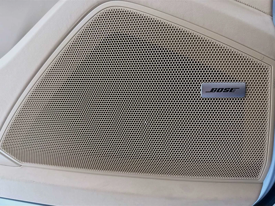 2025 Porsche 9Y0/9Y3 Cayenne - Image 12 of 31