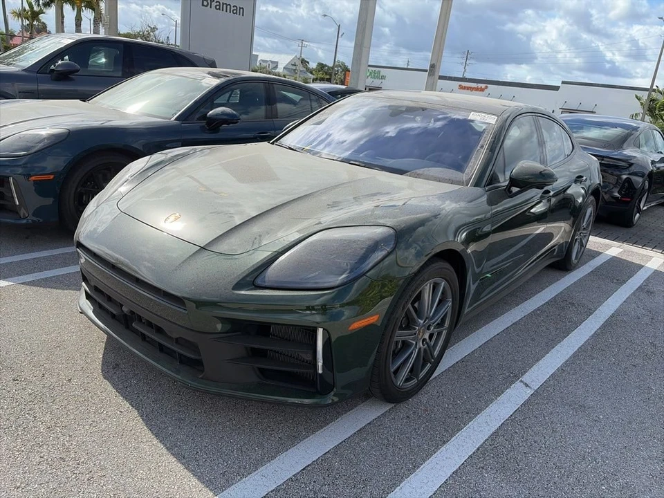 2025 Porsche 976 Panamera - Image 7 of 13