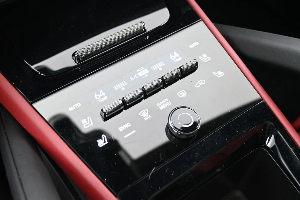 2026 Porsche 9Y0/9Y3 Cayenne GTS - Image 23 of 31