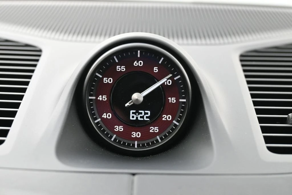 2026 Porsche 9Y0/9Y3 Cayenne GTS - Image 22 of 31