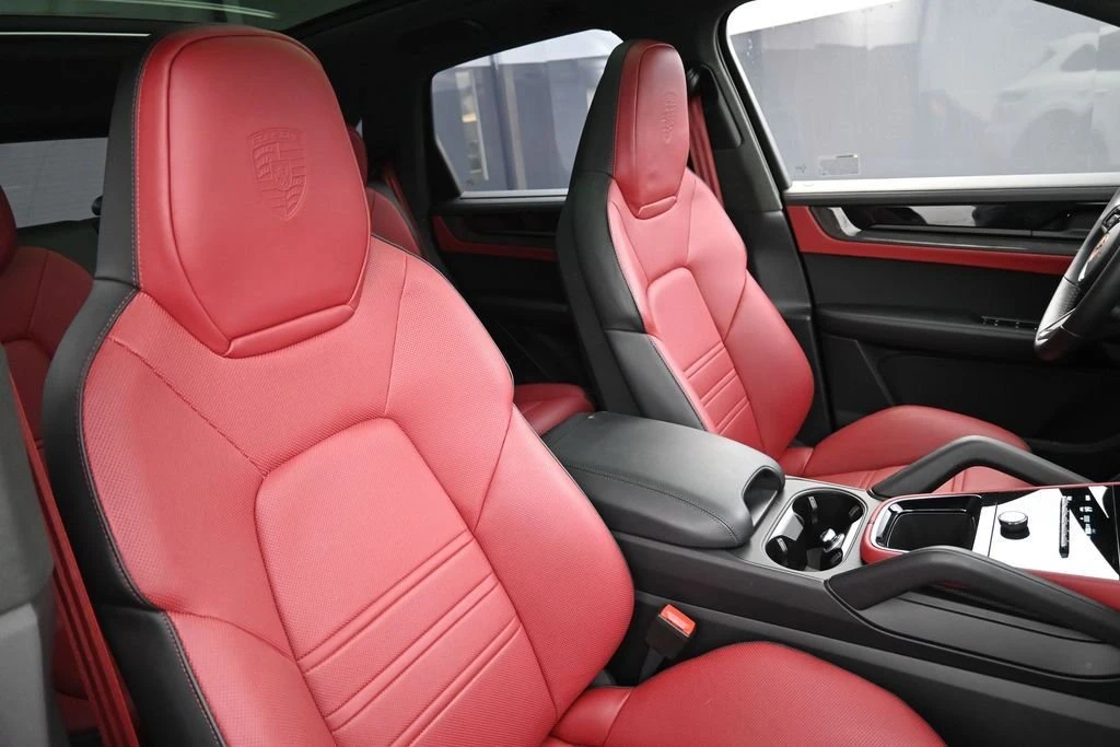 2026 Porsche 9Y0/9Y3 Cayenne GTS - Image 30 of 31