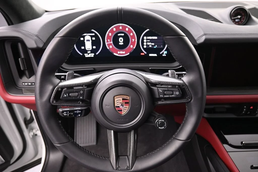 2026 Porsche 9Y0/9Y3 Cayenne GTS - Image 12 of 31
