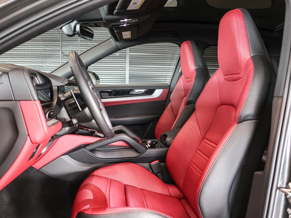 2026 Porsche 9Y0/9Y3 Cayenne Coupe - Image 5 of 28