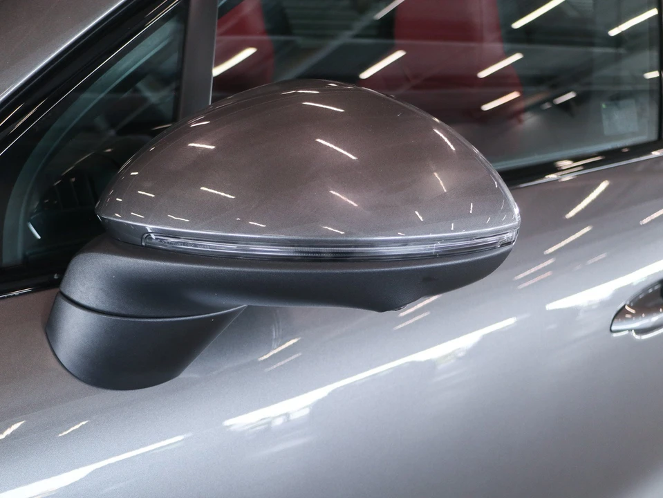 2026 Porsche 9Y0/9Y3 Cayenne Coupe - Image 26 of 28