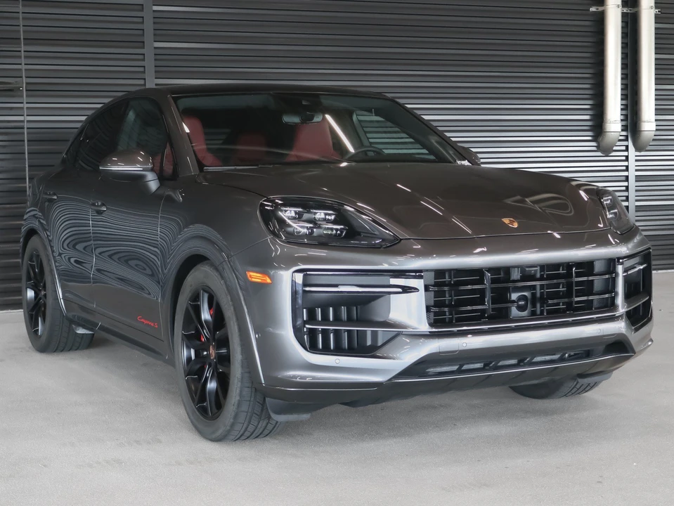 2026 Porsche 9Y0/9Y3 Cayenne Coupe - Image 7 of 28