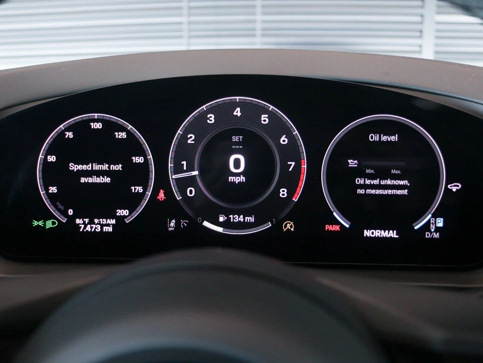 2026 Porsche 9Y0/9Y3 Cayenne Coupe - Image 16 of 28