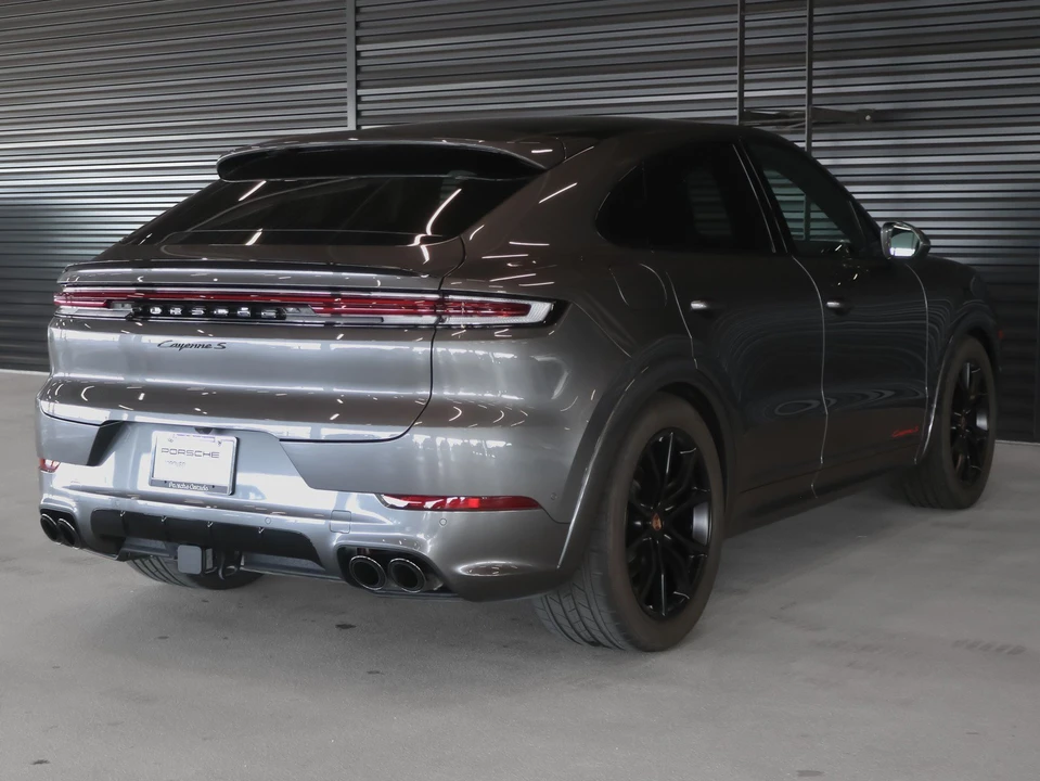 2026 Porsche 9Y0/9Y3 Cayenne Coupe - Image 10 of 28